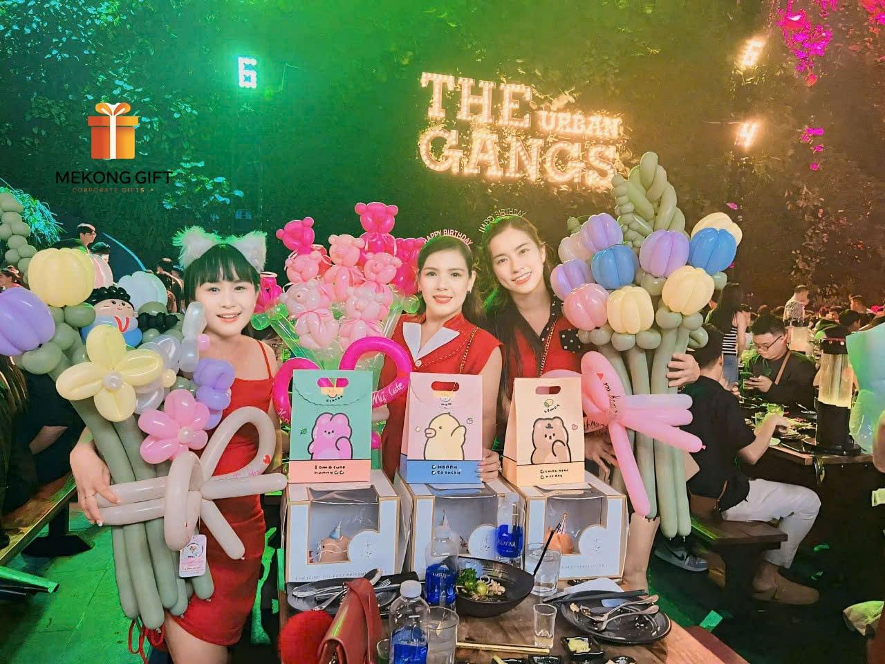 Đặt Bong Bóng Tạo Hình Trang Trí Sinh Nhật Đẹp Tại TP.HCM